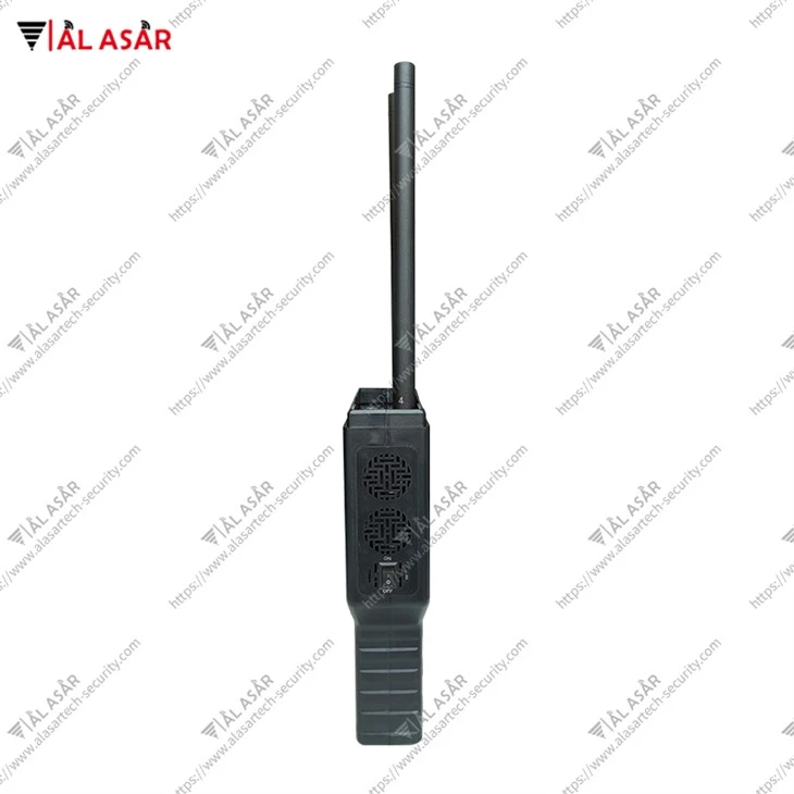 Portable signal jammer